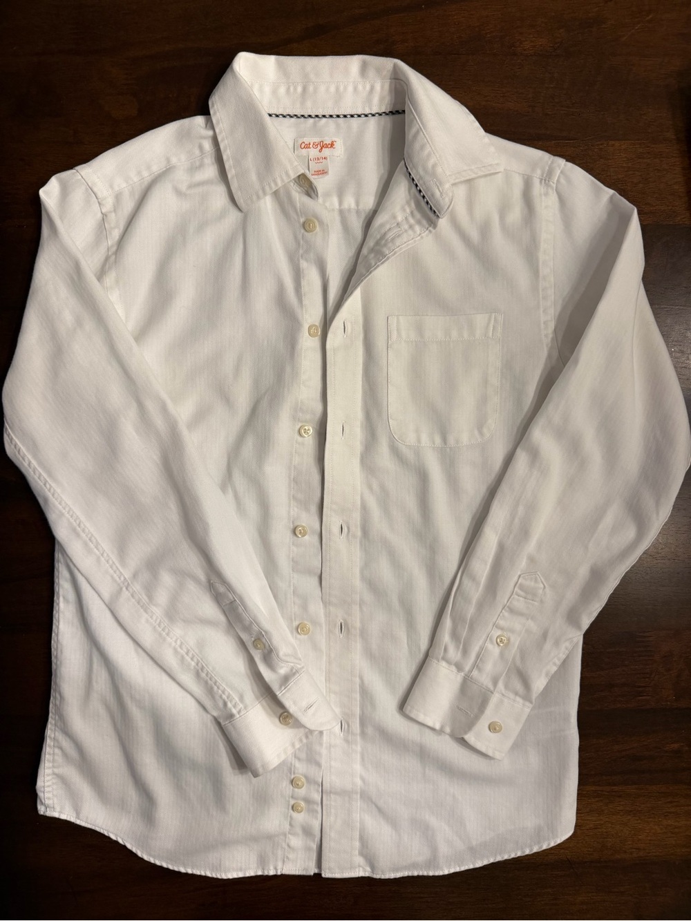 Cat & Jack White Men's Long-Sleeve Button-Down Shirt